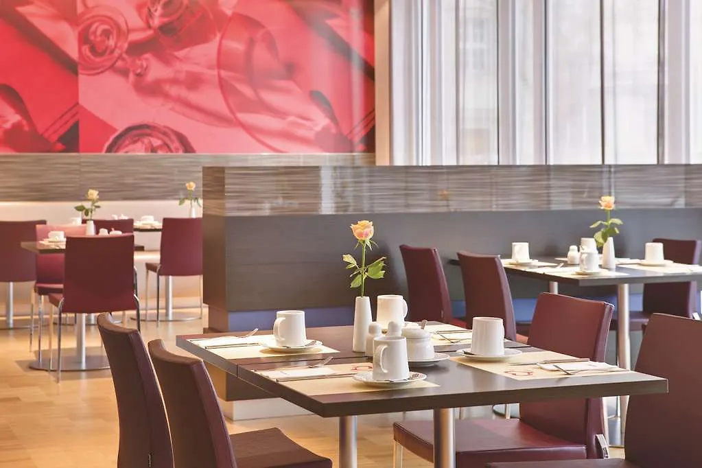 Intercityhotel Berlin Hauptbahnhof 4*,