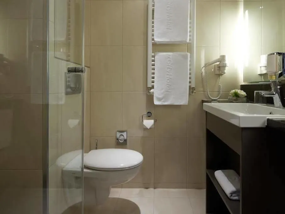 Intercityhotel Berlin Hauptbahnhof 4*,  Alemanha